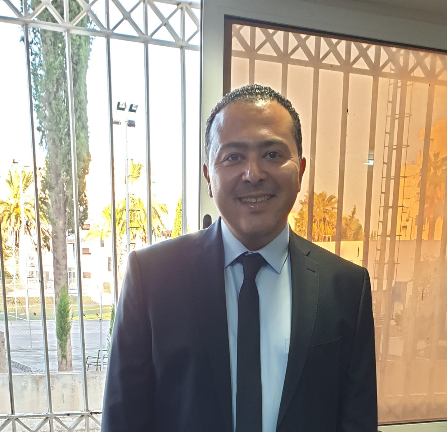 " وليد بوبكر(عضو الهيئة الوطنية للصيادلة) : "رفع الدعم عن الادوية المستوردة التي لها جنيس في تونس...والحديث عن الزيادة في اسعارها مغلوط"